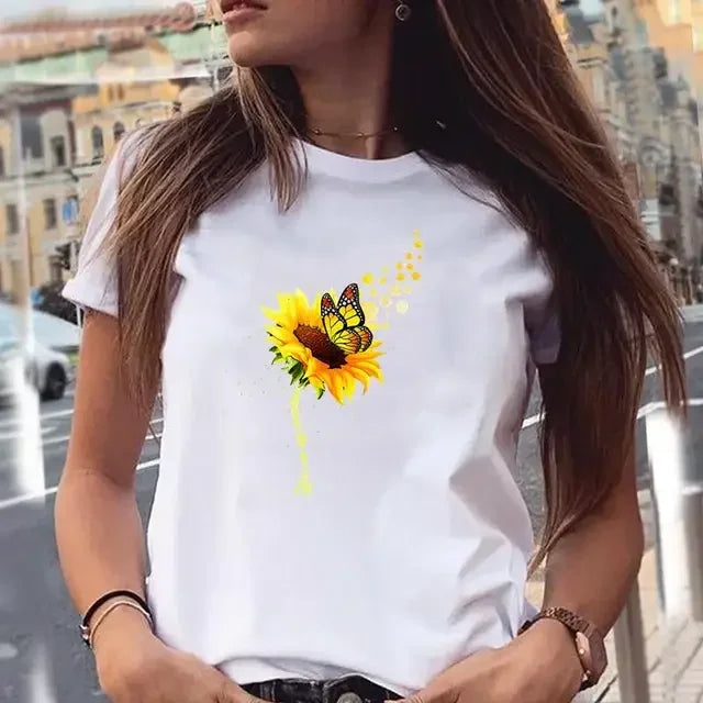 Dog Paw Print Women's T-Shirt - 90s Style Graphic Tee
