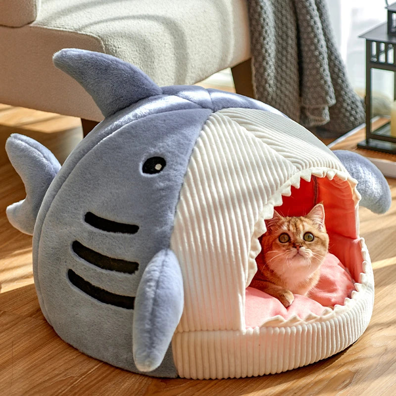 Winter Warm Cat Bed Cave - Cozy Enclosed Nest for Cats & Small Dogs