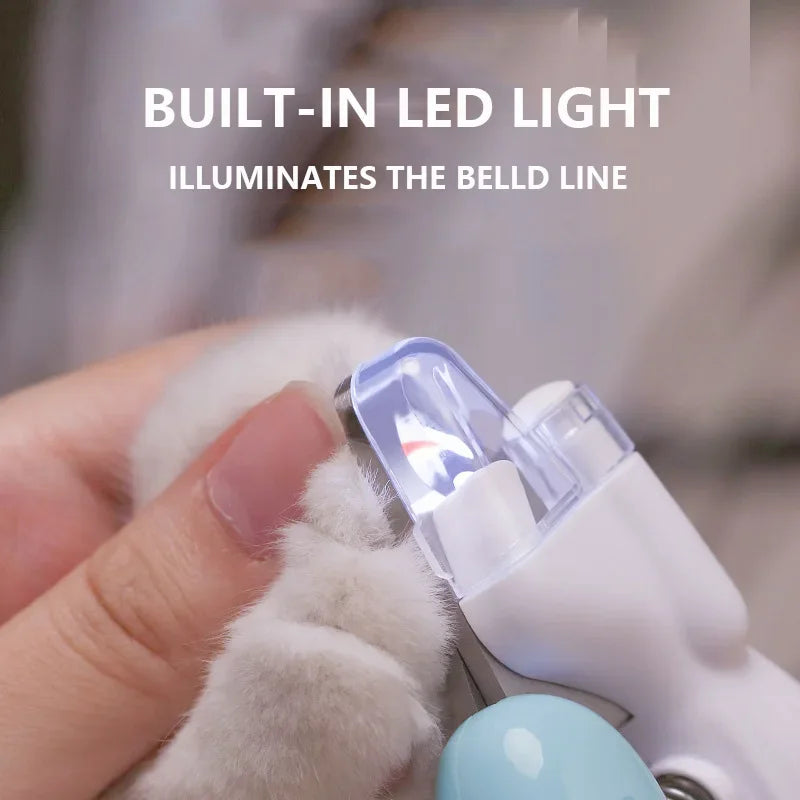 Pet nail clipper with built-in LED light on a paw, text 'BUILT-IN LED LIGHT ILLUMINATES THE BELLD LINE'.