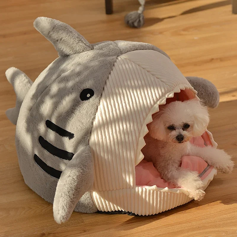 Winter Warm Cat Bed Cave - Cozy Enclosed Nest for Cats & Small Dogs